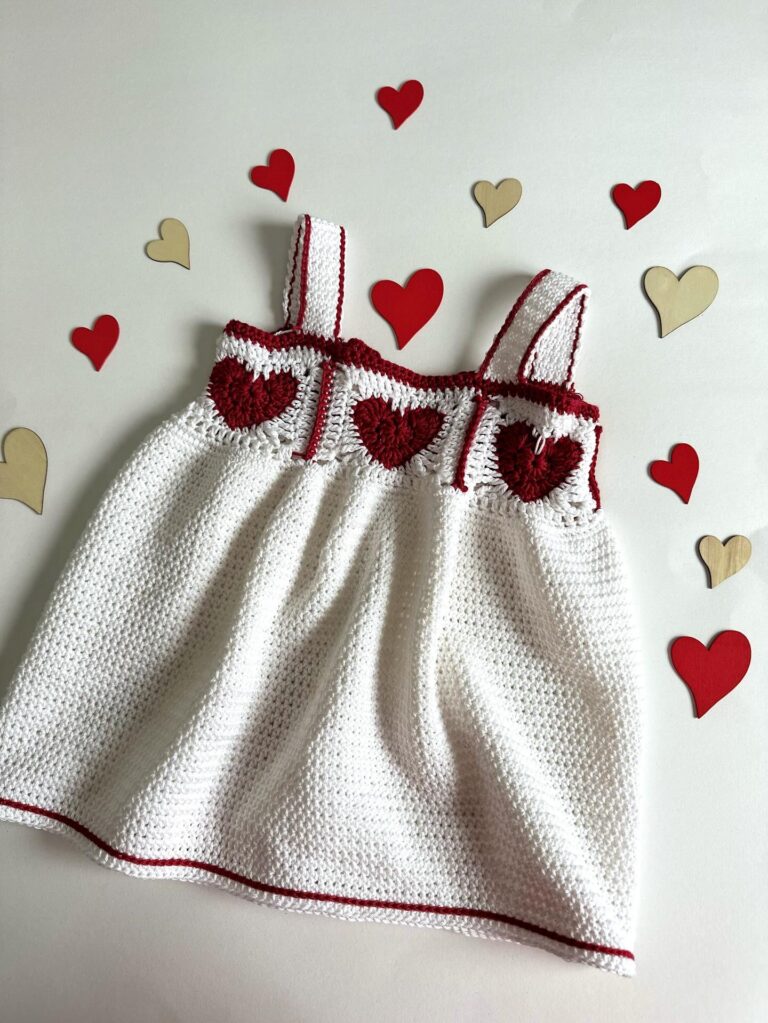 Instagram post from khrochet. This post is in position 4.